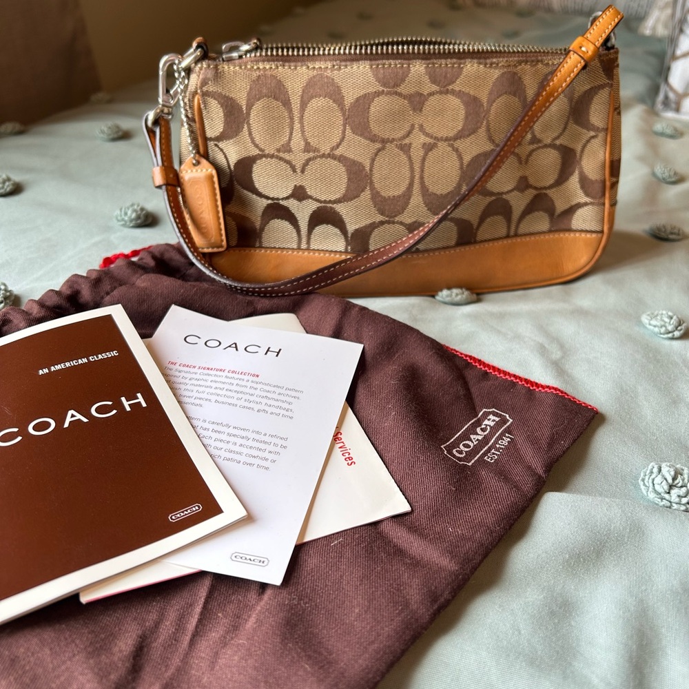 Y2K Coach Mini Over Shoulder Bag!